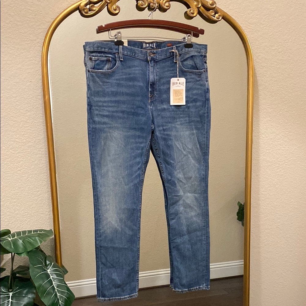 Red Ale by Alesbury Blue Slim Jeans with Classic Medium Wash Size 40 x 32 - Picture 3 of 7